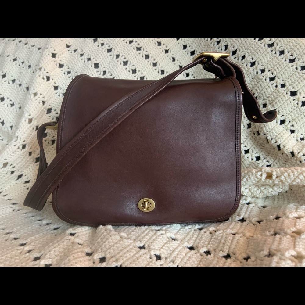 Vintage Coach Crossbody bag